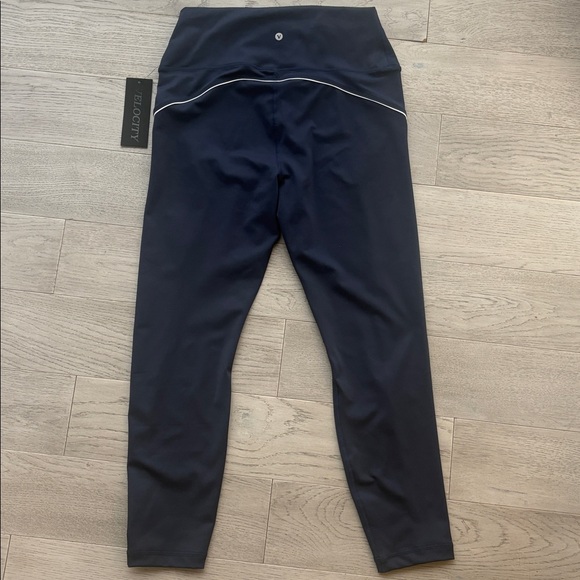 Velocity Interlock Highlight Naval Blue Leggings Women’s XL New NWT - Picture 2 of 7